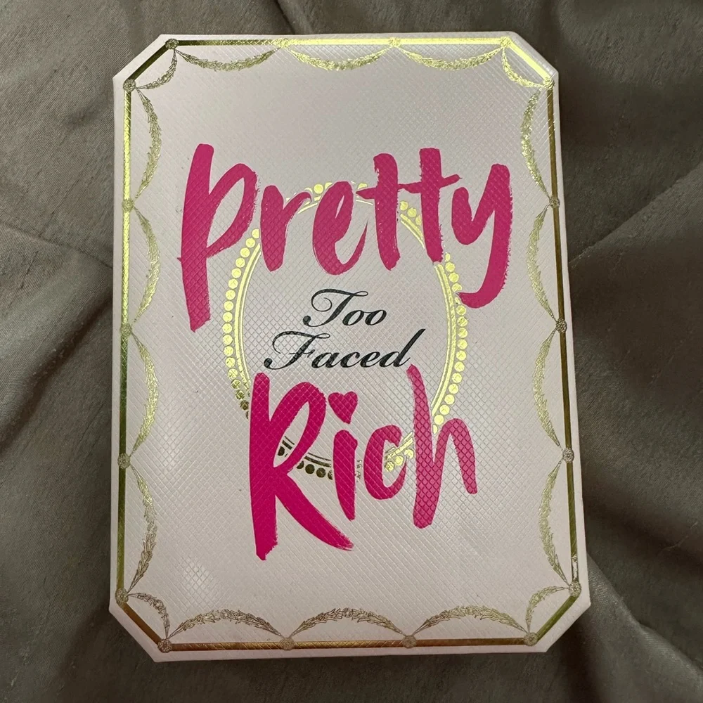 Too Faced Pretty Rich Palette 💎